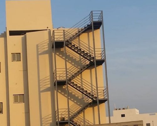 لمسة العمران لجميع اعمال الحدادة